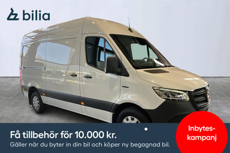 Mercedes-Benz eSprinter 320 81 kWh 204hk Drag Moms B-kamera