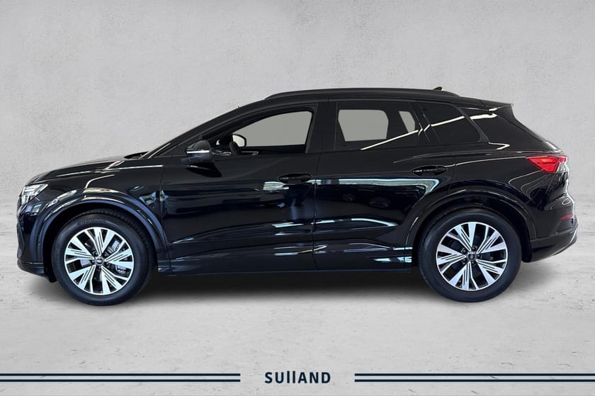 Bilde 2 av Audi Q4 55 e-tron quattro quattr s line pro