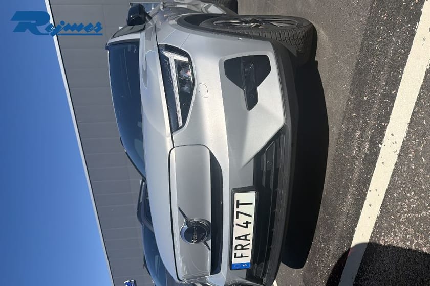 Bild 1 av Volvo XC40 Recharge Extended Range Ultimate