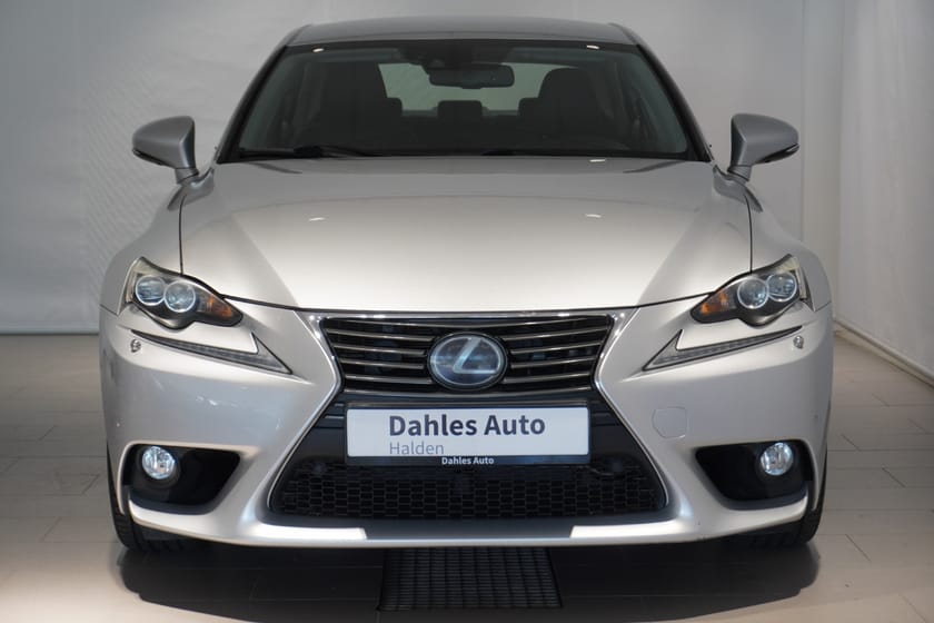 Bilde 2 av Lexus IS 300h Executive