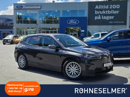 BMW iX xDrive40 |Forvarming |Charge+ |H-Feste |Laser |4-Soner+