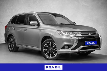 Mitsubishi Outlander PHEV 4WD/AUT/T.FESTE/R.VARME/NAVI/360GRADER/++