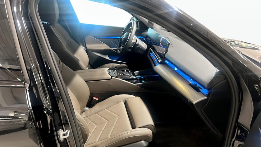Bild 3 av BMW i5 xDrive40 Touring
