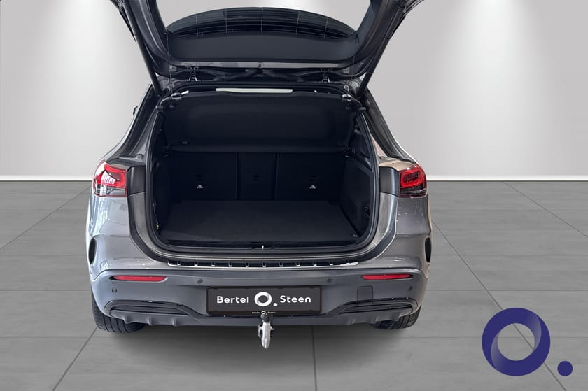 Bilde 5 av Mercedes-Benz EQA 300 4MATIC AMG Hengerfeste 360-kamera