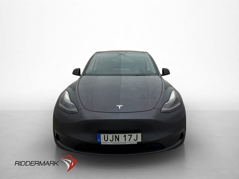 Bild 3 av Tesla Model Y Long Range AWD Värmepump Pano Autopilot