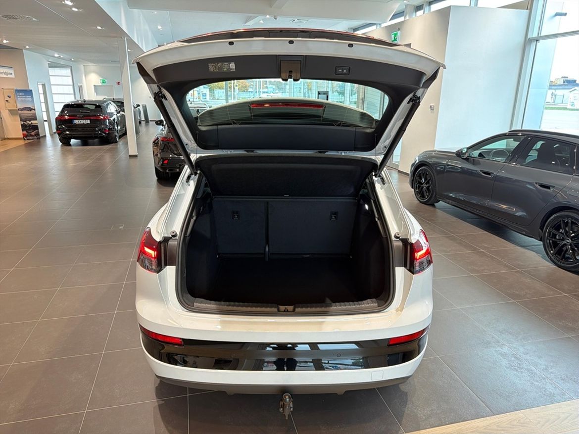Audi Audi Q4 e-tron quattro — bild 24