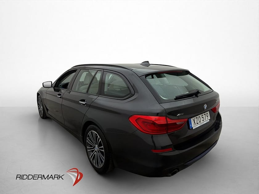 Bild 5 av BMW 520d xDrive Touring 190hk Sport line 360° HUD Skinn Adaptiv