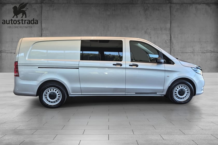 Bilde 4 av Mercedes-Benz Vito 119 CDI 4x4 3.1t Hengerfeste, webasto. 3seter ++++