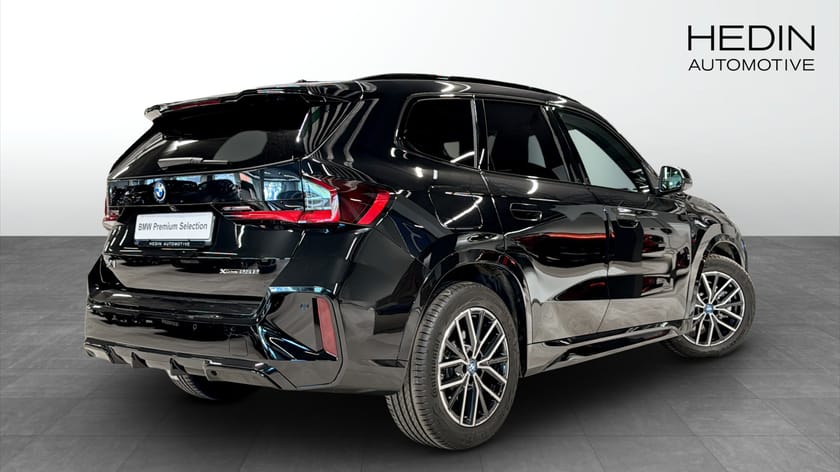 Bild 2 av BMW X1 xDrive25e xDrive 25e M-Sport Drag Rattvärme Backkamera