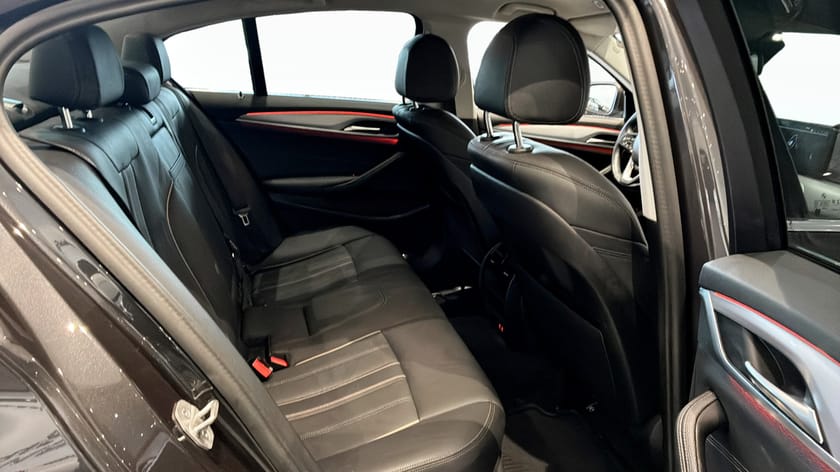 Bild 5 av BMW 530e xDrive Sedan