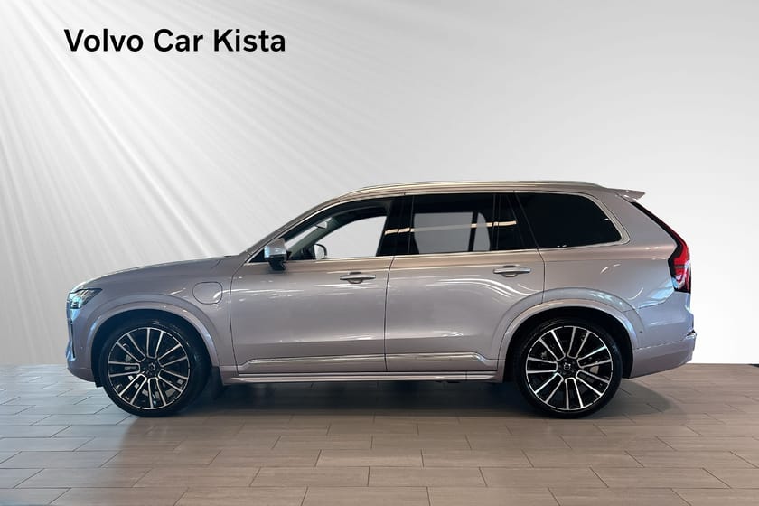 Bild 3 av Volvo XC90 T8 Ultra Bright Luftfj B/W 7 Sits HUD Massage