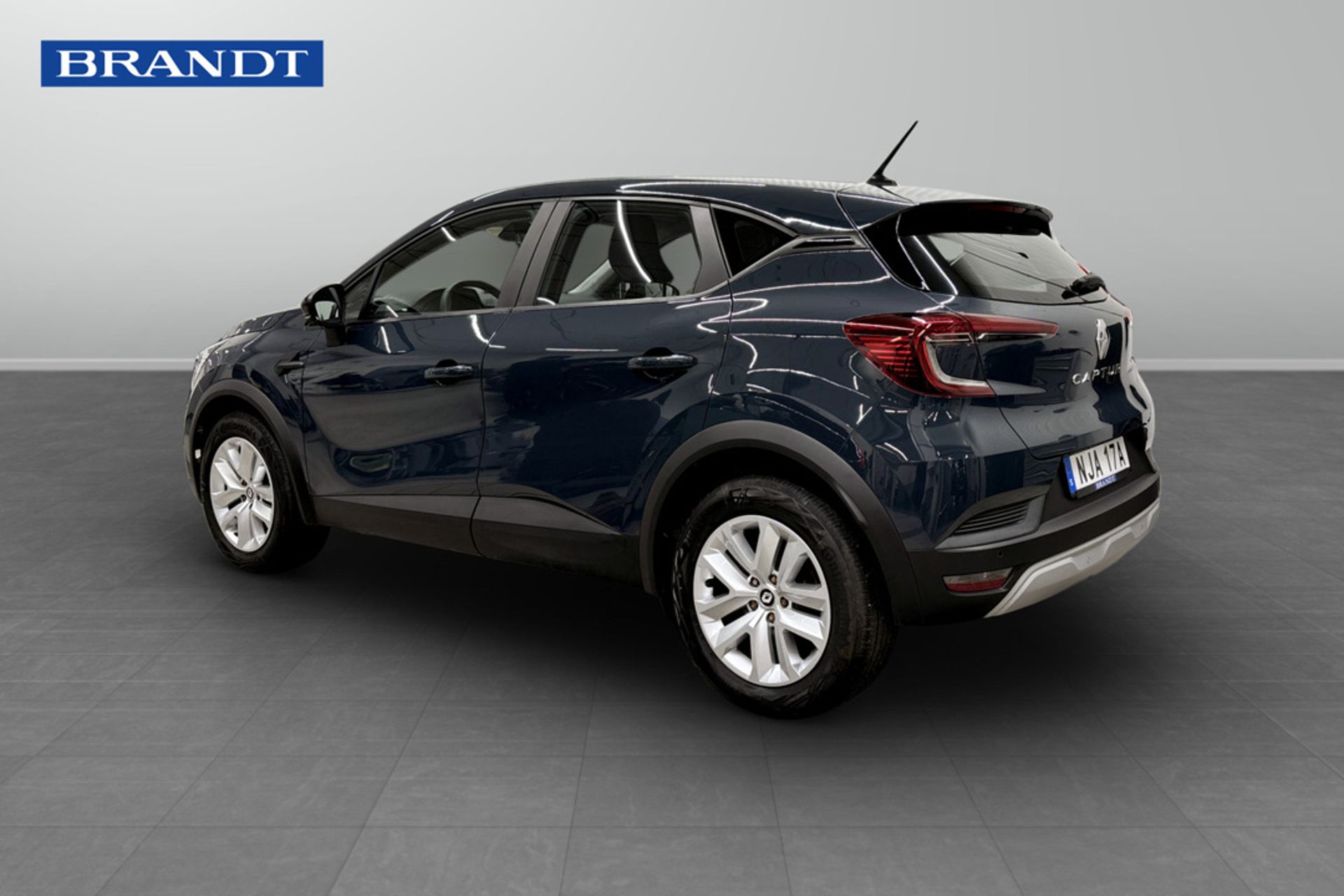 Renault Captur 1.0 TCe 2023, bild 2/9