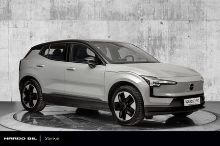 Volvo EX30 Single Motor PLUS KAMERA/ACC/CARPLAY/LED ++