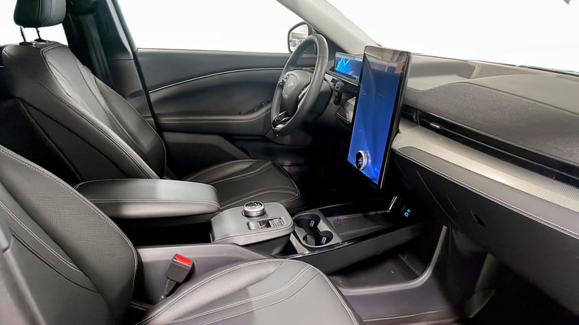 Bild 3 av Ford Mustang Mach-E Standard Range Teknik P, 269hk, Pano, B&O,skinn