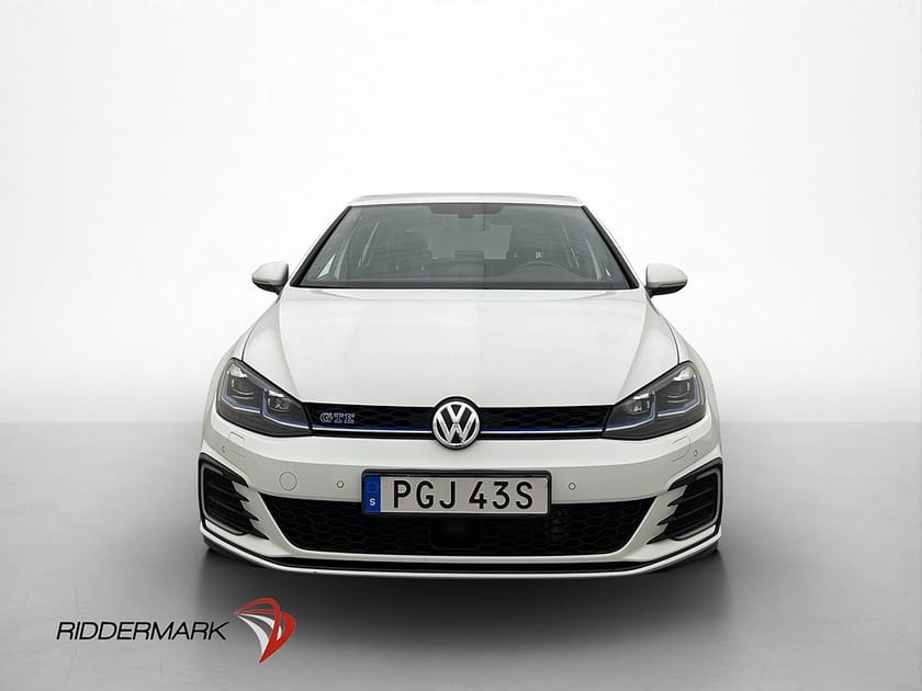 Bild 2 av Volkswagen Golf GTE 204hk Kamera CarPlay Dragkrok