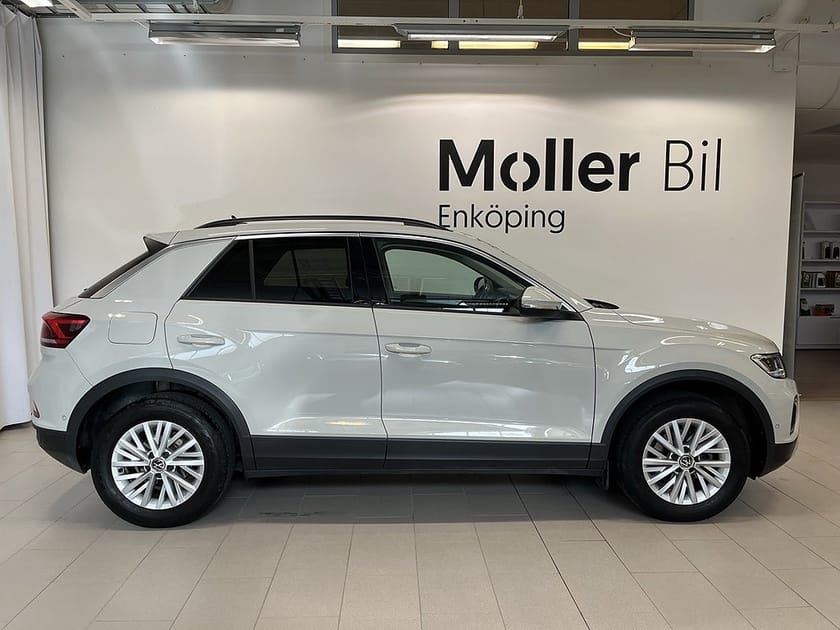 Bild 3 av Volkswagen T-Roc 1.5 TSI 150hk Drag I P-värmare I Kamera