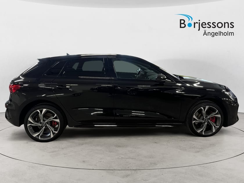 Bild 2 av Audi A3 Sportback 45 TFSI e S LINE 245 HK S TRONIC