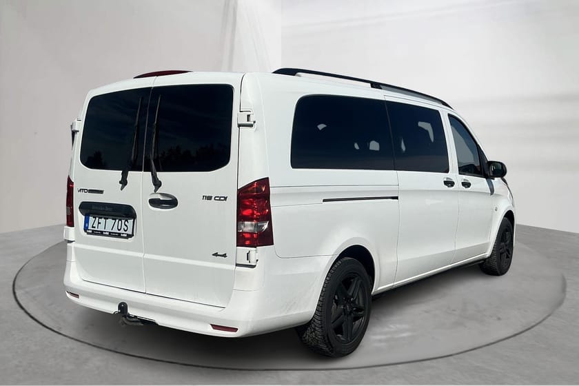 Bild 3 av Mercedes-Benz Vito Tourer 116 CDI 4x4 3.2t 4MATIC W640 (163hk) 9-sits