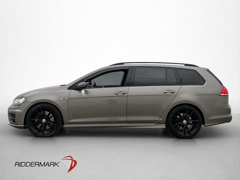 Bild 4 av Volkswagen Golf Sportscombi R 2.0 TSI 4M 300hk Panorama Dynaudio PDC
