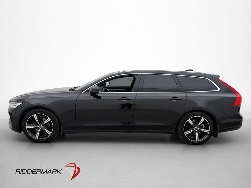 Bild 5 av Volvo V90 D4 AWD Momentum VOC Värmare Kamera CarPlay Drag