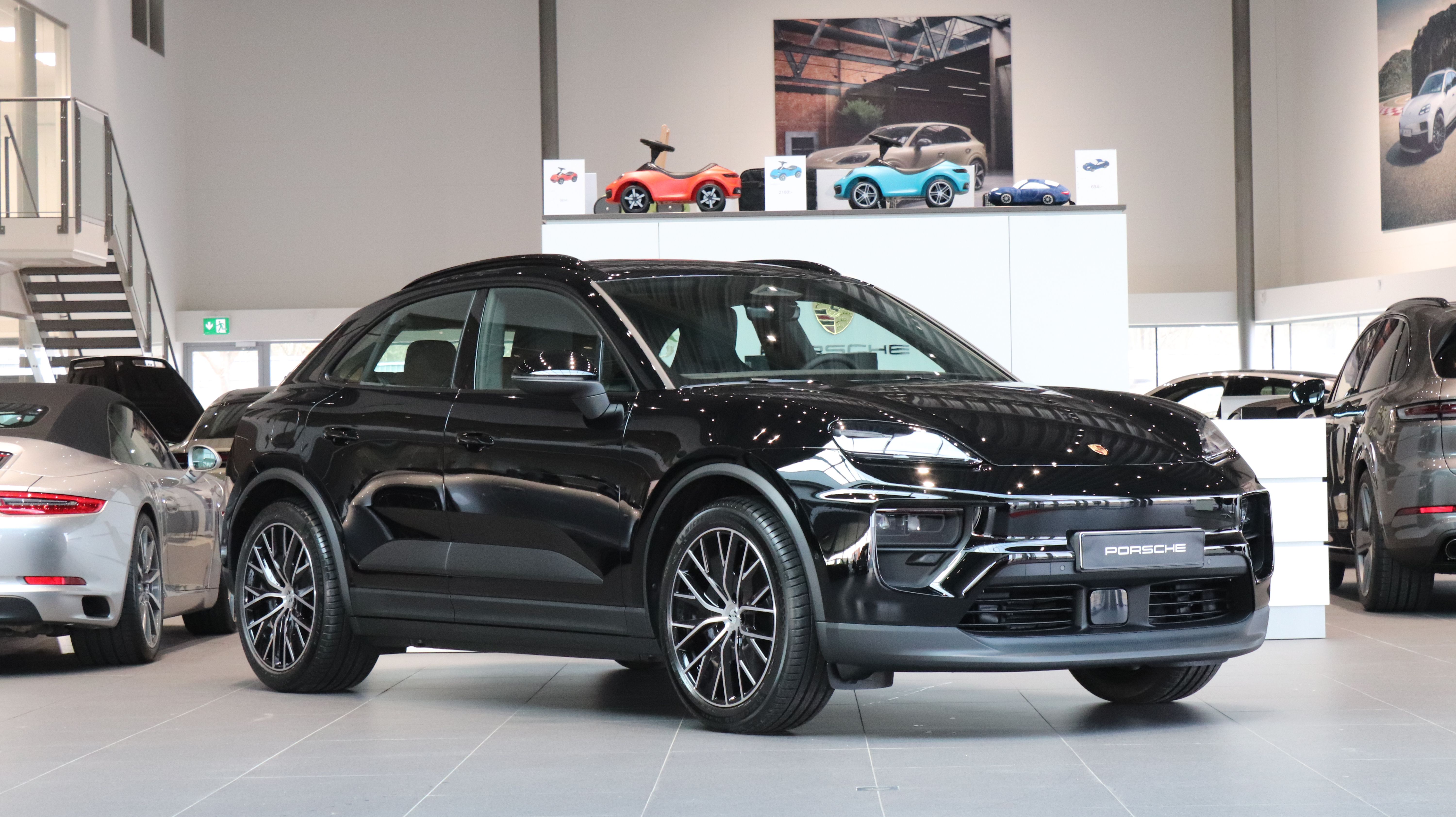 Porsche Macan 388 hp