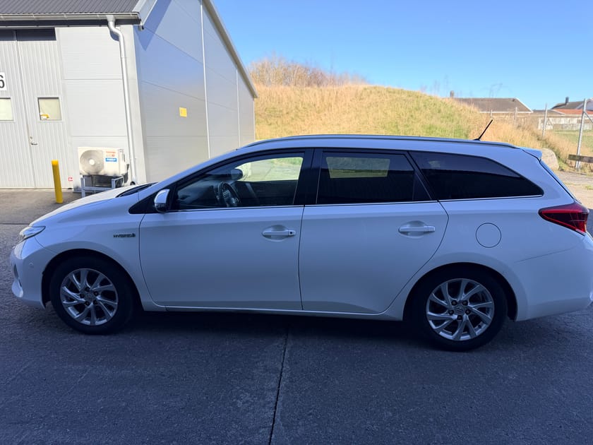 Bild 3 av Toyota Auris Touring Sports Hybrid 