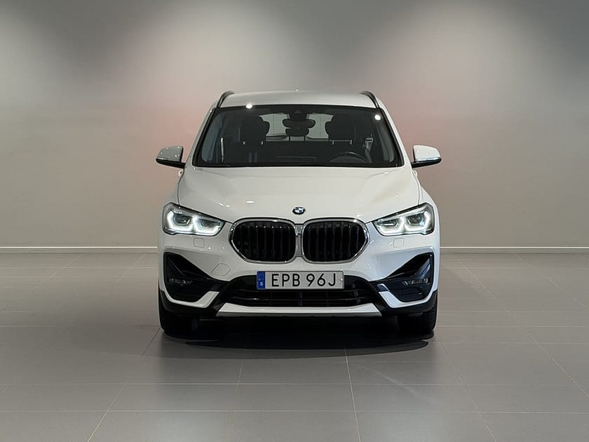 Bild 2 av BMW X1 xDrive25e SportLine Head-Up Drag LM Sportstolar