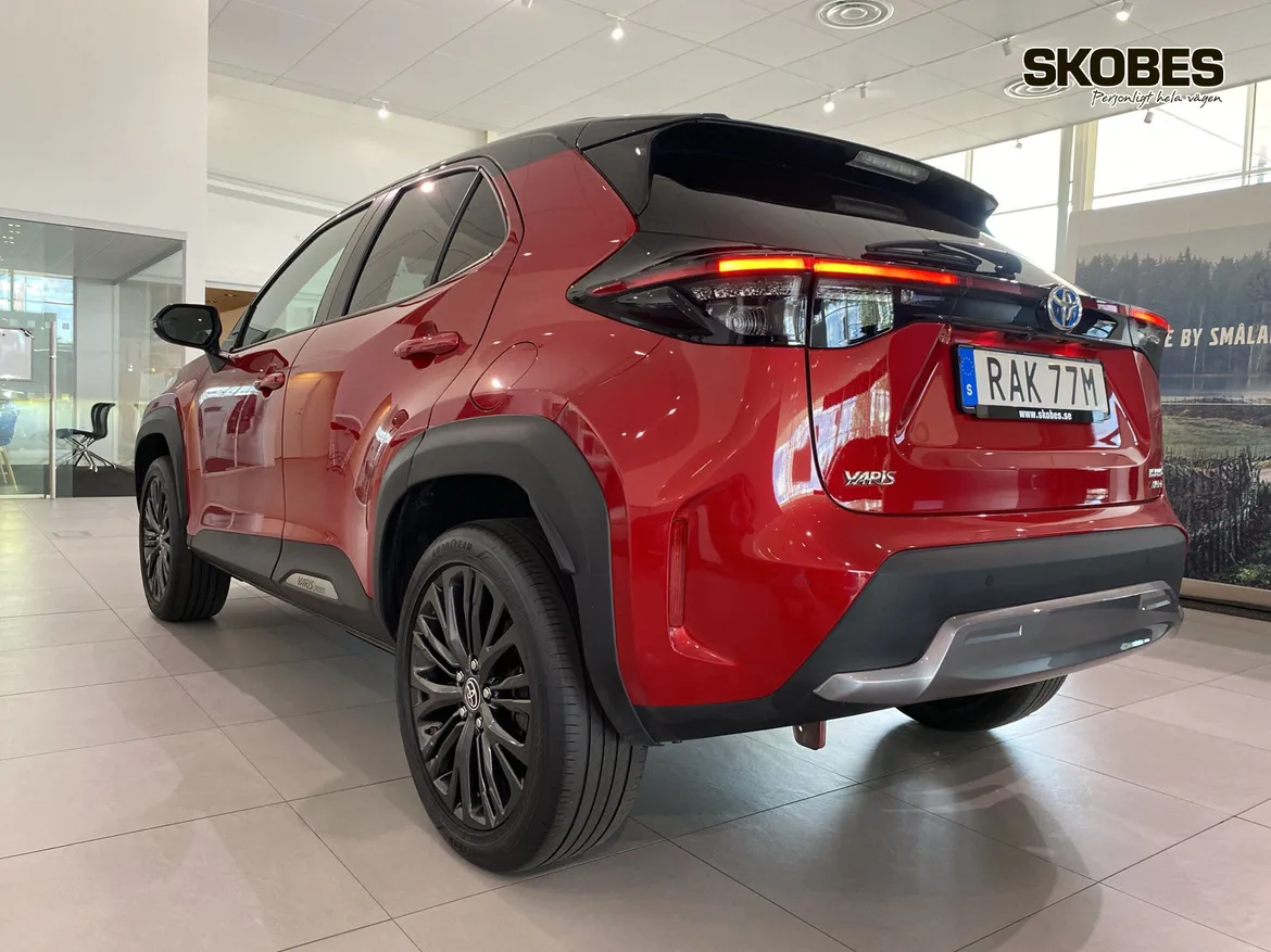 Toyota Yaris Cross Hybrid AWD-i