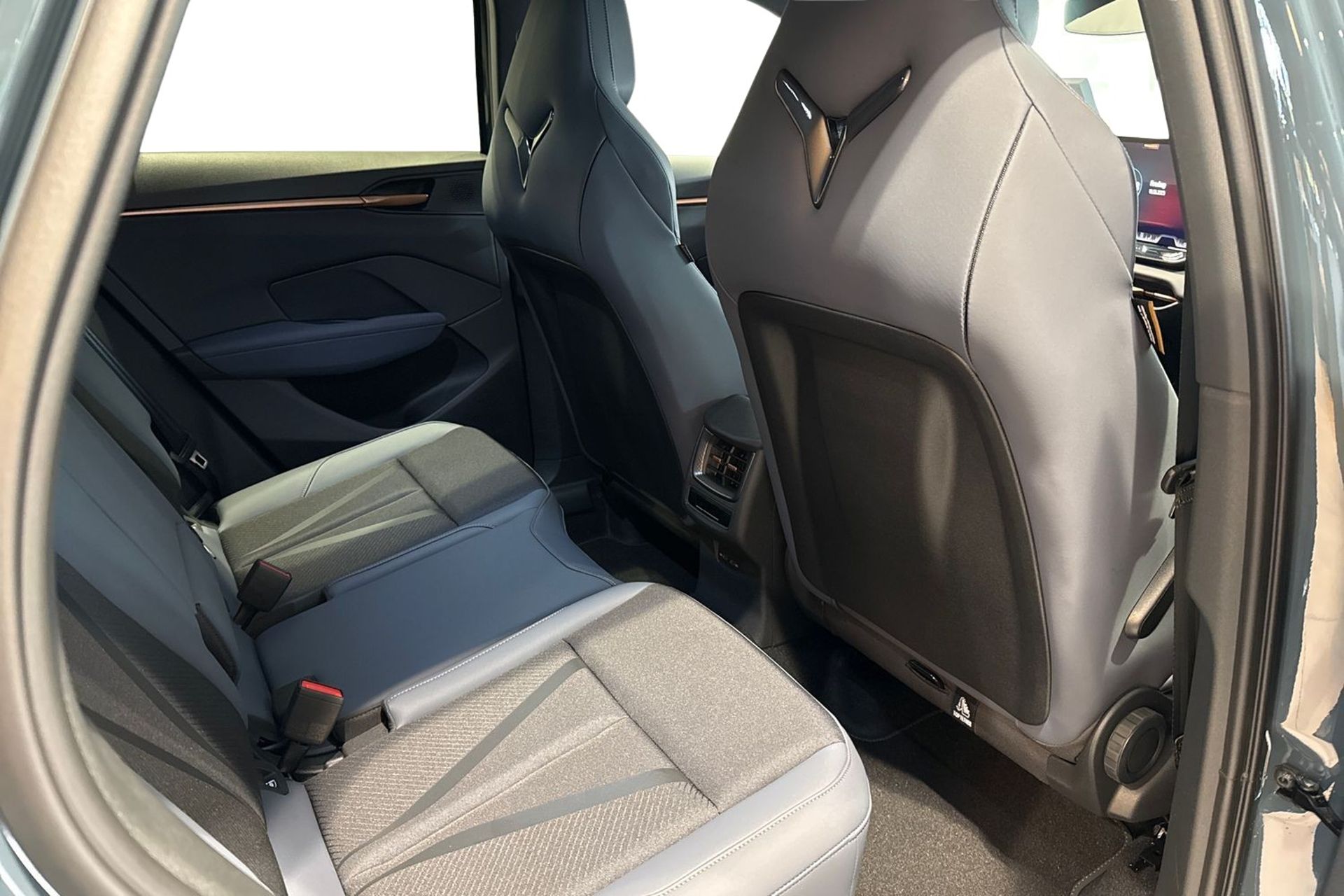 Cupra Terramar e-Hybrid 2027, bild 7/10