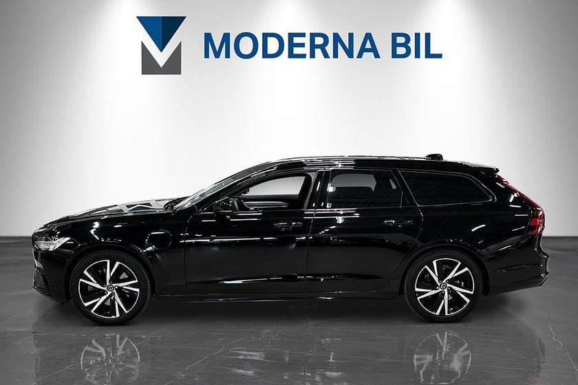 Bild 3 av Volvo V90 Recharge T6 AWD Dark Plus Moms Kamera H/K Skinn Drag