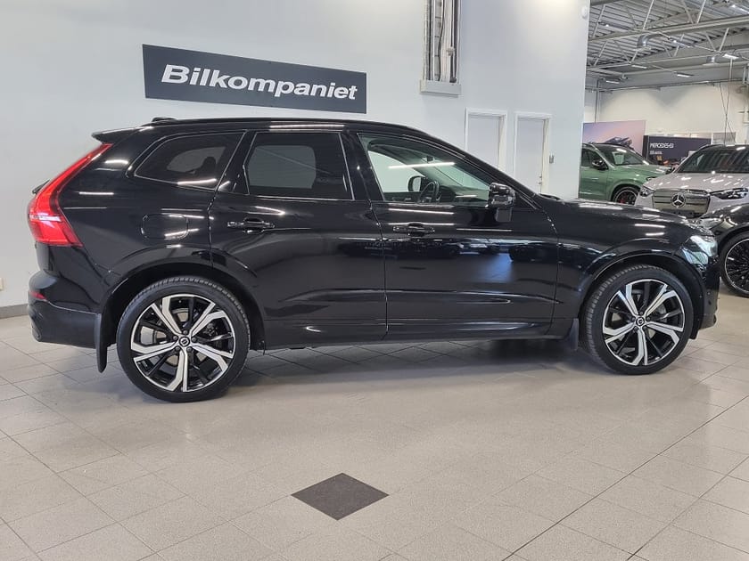 Bild 3 av Volvo XC60 B4 AWD Geartronic Ultimate Dark Euro 6