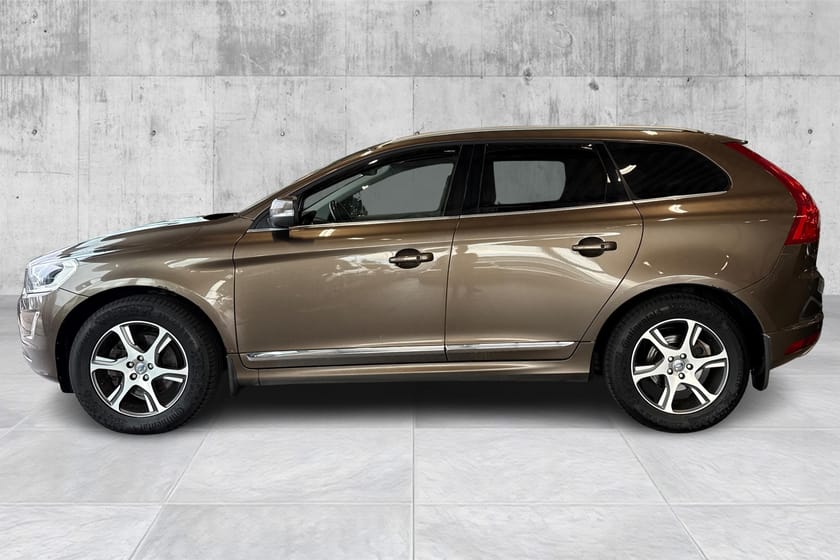 Bilde 2 av Volvo XC60 D4 Summum/Krok/DS.pk/Tek.pk PRO/ACC/Keyless/VOC+++