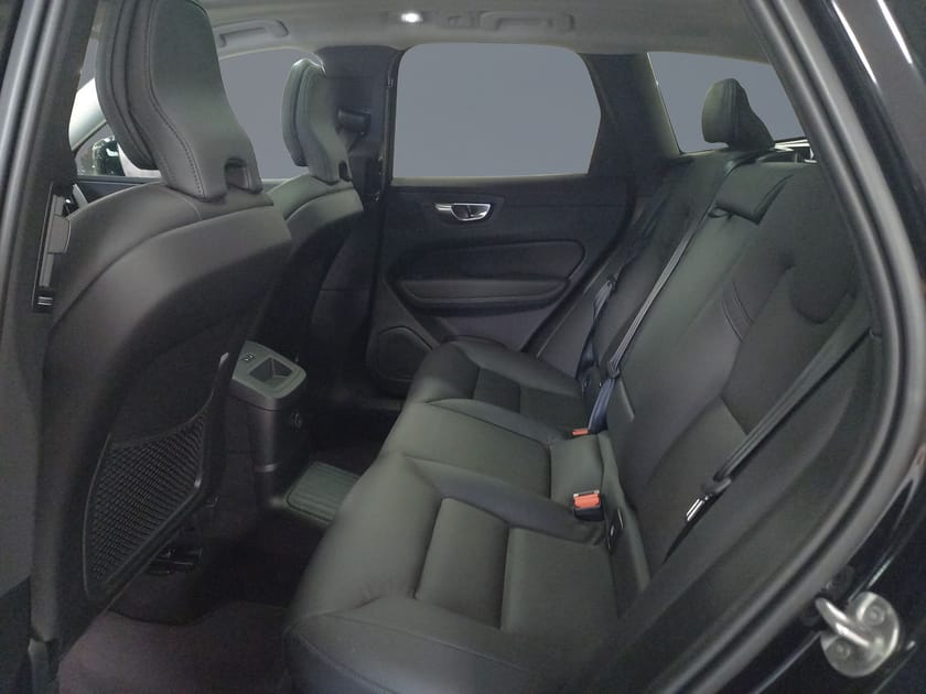 Bild 2 av Volvo XC60 T6 AWD Plus Dark Edition//Dragkrok//