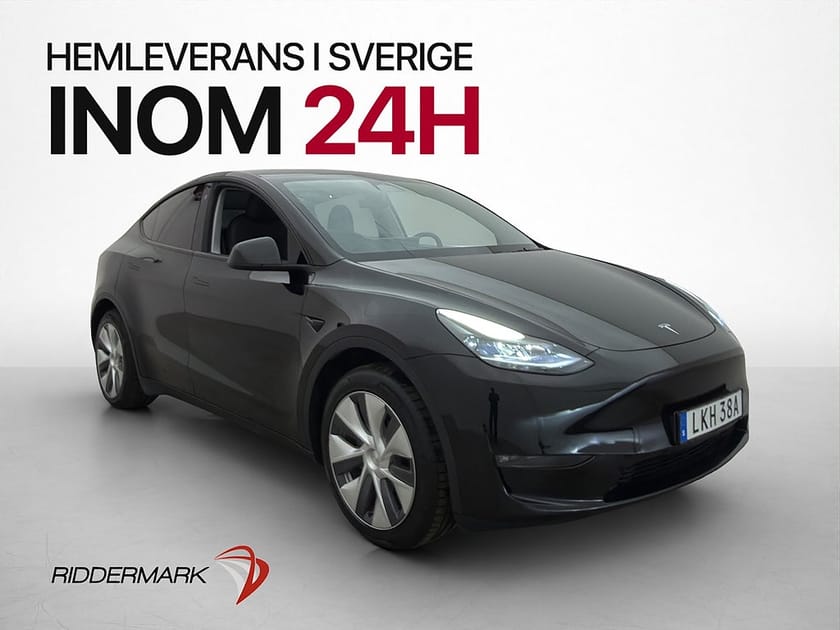 Bild 1 av Tesla Model Y Long Range AWD Svensksåld Panorama Drag