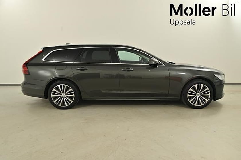 Bild 3 av Volvo V90 B4 AWD Momentum Advanced, Drag, Värmare