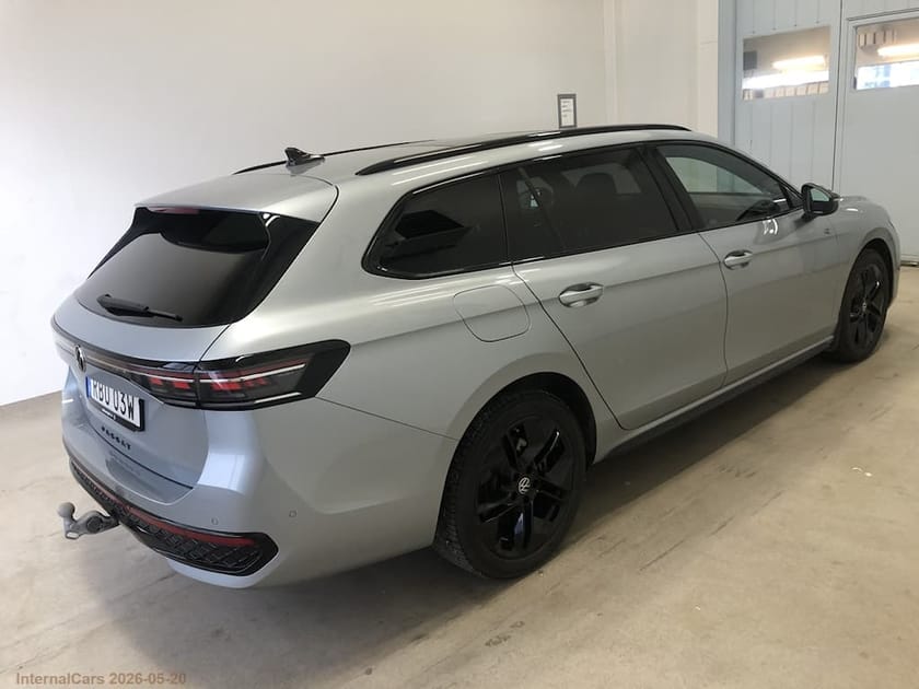 Bild 4 av Volkswagen Passat Variant eHybrid R-line 272hk Plug in hybrid Black Style|Dragkrok|H