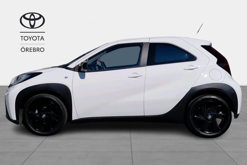 Bild 3 av Toyota Aygo X Play Manuell V-hjul