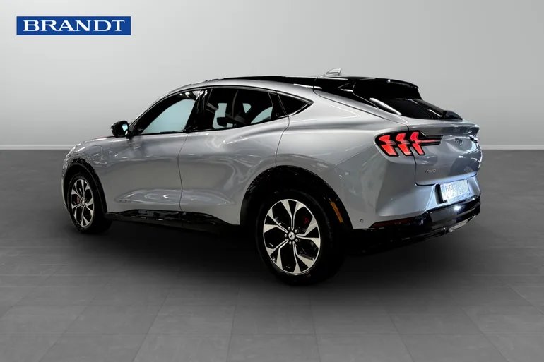 Ford Mustang Mach-E Standard Range AWD