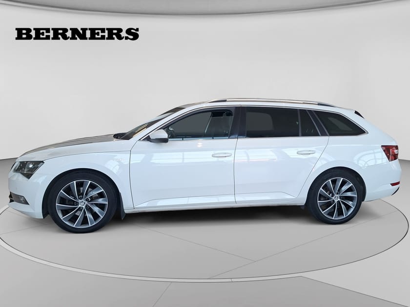 Bild 2 av Škoda Superb Kombi L&K 2,0 TDI 190 DSG 4X4