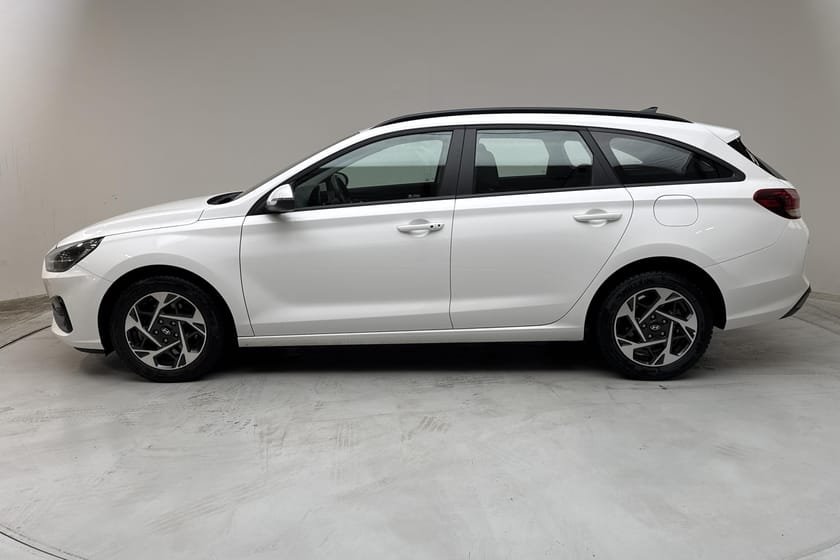 Bild 2 av Hyundai i30 Kombi 1.0 T-GDi MHEV (100hk)