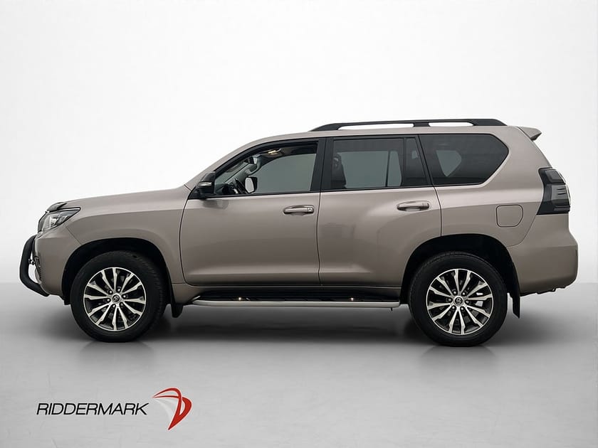 Bild 4 av Toyota Land Cruiser 2.8D 4WD BLACK EDI 7Sits Läder 360° Drag