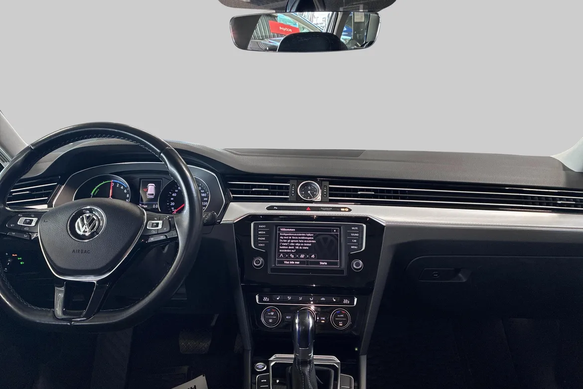 picture of a car