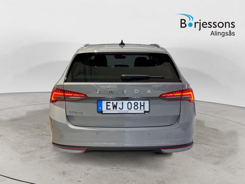 Bild 5 av Škoda Octavia Kombi Selection M-HEV 116hk Värmare/Drag/Kamera