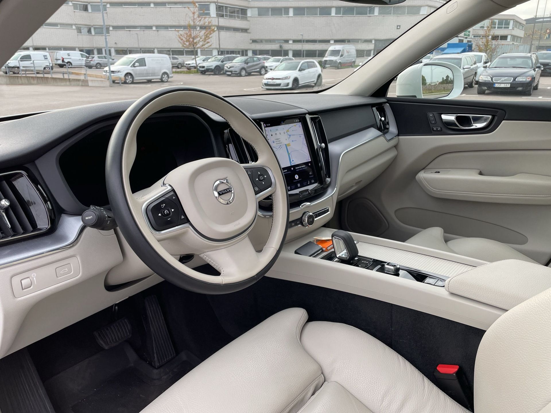 Volvo XC60 2022, bild 6/10