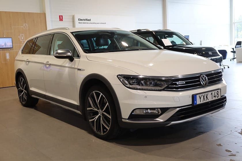 Bild 4 av Volkswagen Passat Alltrack 2.0 TDI 240HK 4M Cockpit Drag Navi Kamera
