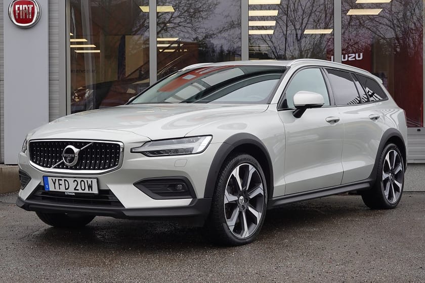 Bild 1 av Volvo V60 Cross Country B4  | AWD  | 360kamera  | Bowers & Wilkins |PANO SE UTR