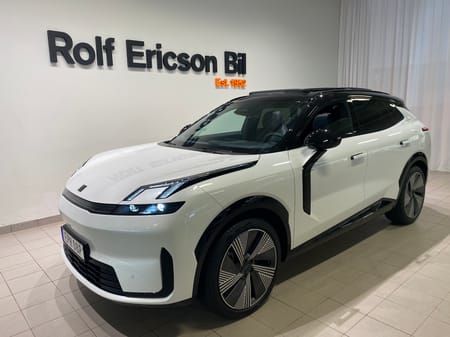 Lynk & Co 08 PHEV More