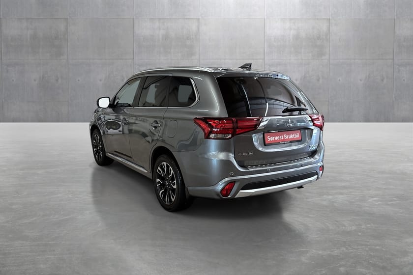 Bilde 3 av Mitsubishi Outlander PHEV 2,0 PHED AWD 202hk hybrid Instyle +