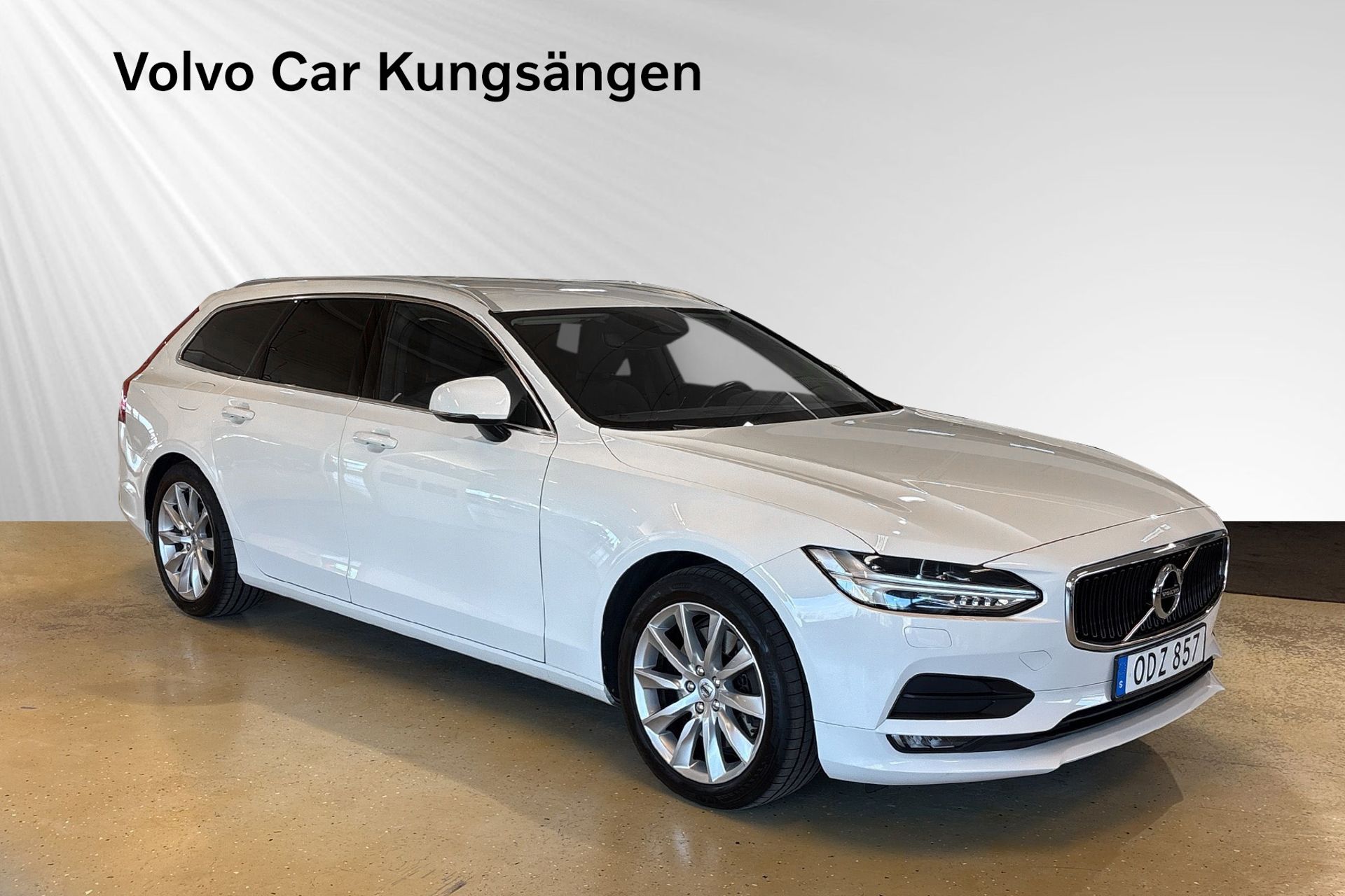Volvo V90 T4 Business Advanced 2018, kuva 6/10