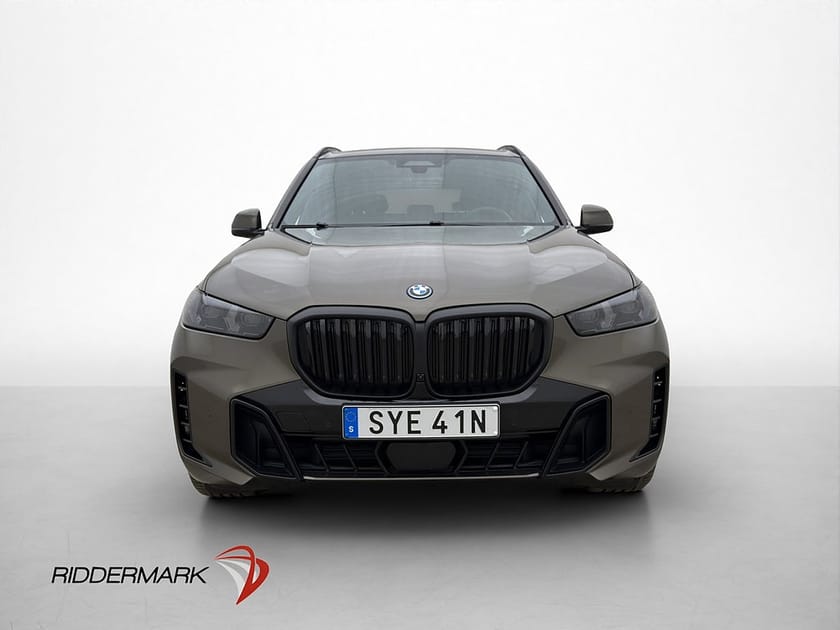 Bild 2 av BMW X5 xDrive50e M Sport Pro Innovation Sky Luftfjä H/K Drag